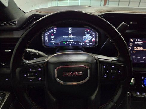 Used 2024 GMC Sierra 2500 AT4 w/ AT4 Premium Plus Package AWD/4WD image 48
