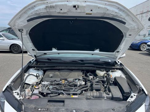 Used 2025 Toyota Camry LE FWD image 31