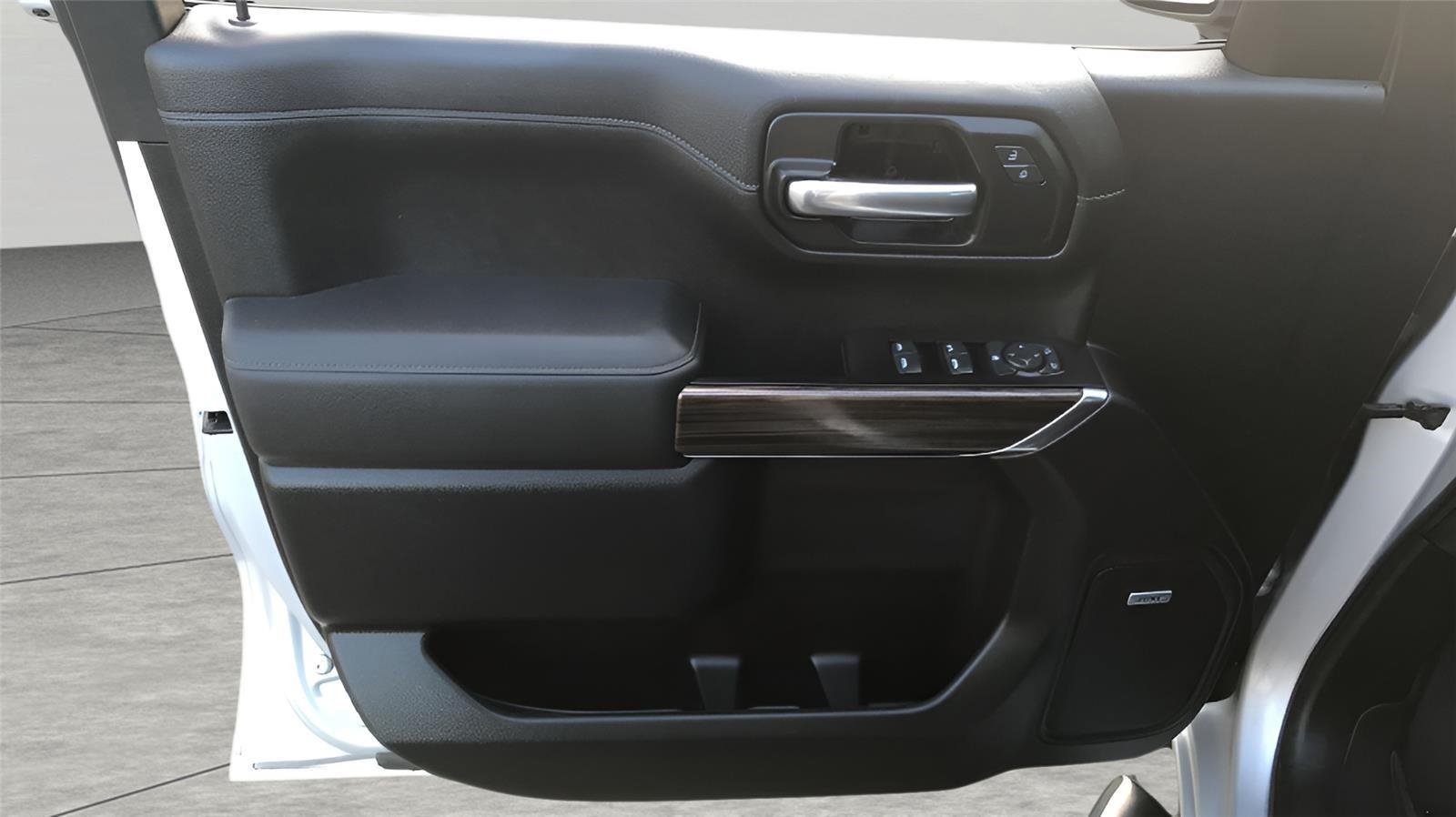 Used 2020 Chevrolet Silverado 1500 RST AWD/4WD image 53