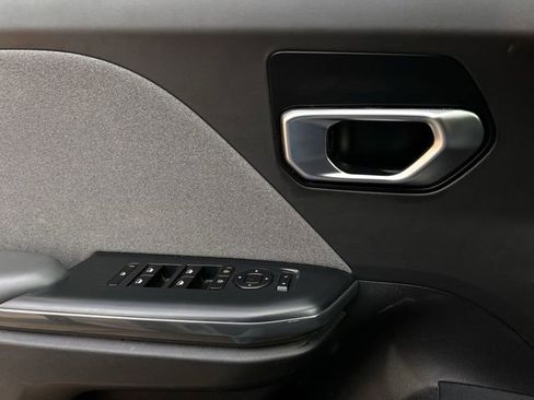 Used 2025 Kia K4 EX image 24