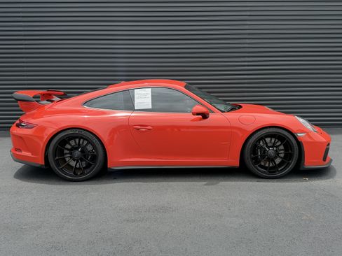Certified 2018 Porsche 911 GT3 RWD image 8