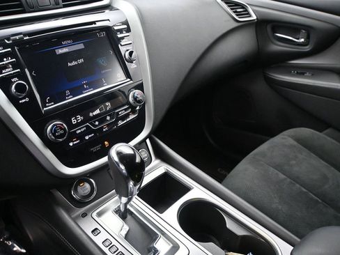 Used 2019 Nissan Murano SV w/ Premium Package AWD/4WD image 4