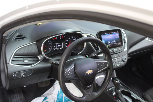 Used 2019 Chevrolet Malibu LT w/ LT True North Edition FWD image 14