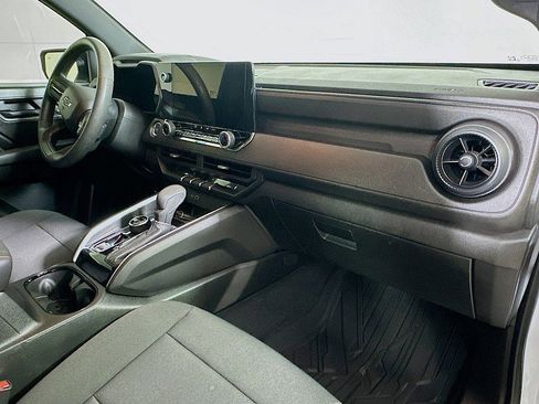 Used 2025 Chevrolet Colorado Trail Boss image 21