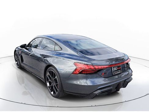 New 2026 Audi RS e-tron GT performance image 3