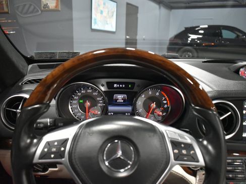 Used 2015 Mercedes-Benz SL 400 image 33