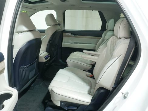 Used 2021 Hyundai Palisade Limited AWD/4WD image 16