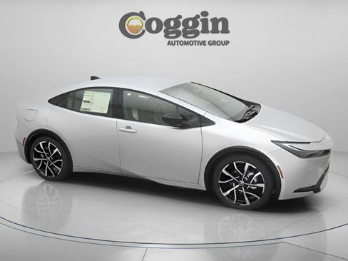 New 2026 Toyota Prius Plug-In Hybrid image 24