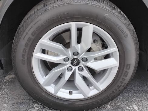 Certified 2023 Audi Q5 2.0T Premium w/ Convenience Package image 13