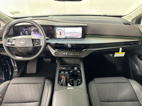 Used 2025 Nissan Murano Platinum w/ Cargo Package AWD/4WD image 24
