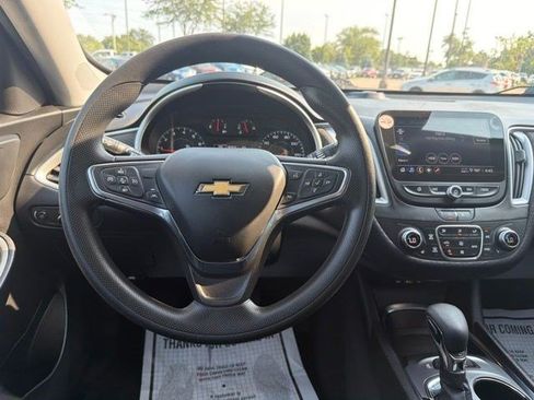 Used 2024 Chevrolet Malibu LT FWD image 24