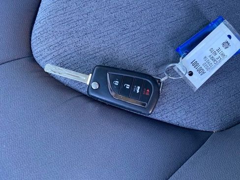 Used 2022 Toyota Camry LE image 25