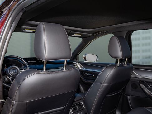 Used 2025 MAZDA CX-90 3.3 Turbo S w/ Premium Package image 19