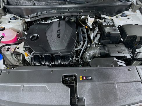 Certified 2024 Hyundai Tucson Limited AWD/4WD image 30