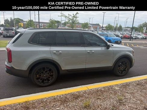Certified 2022 Kia Telluride EX w/ EX Premium Package AWD/4WD image 11
