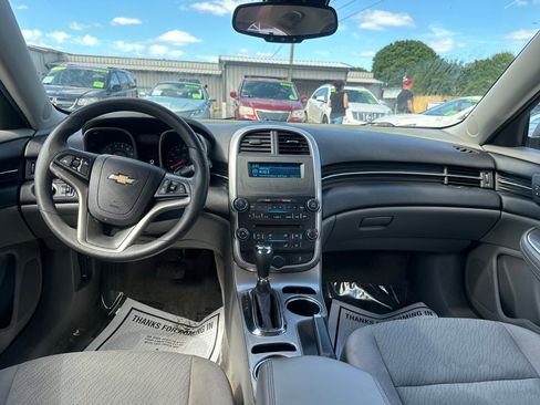 Used 2015 Chevrolet Malibu LS w/ Protection Package image 9