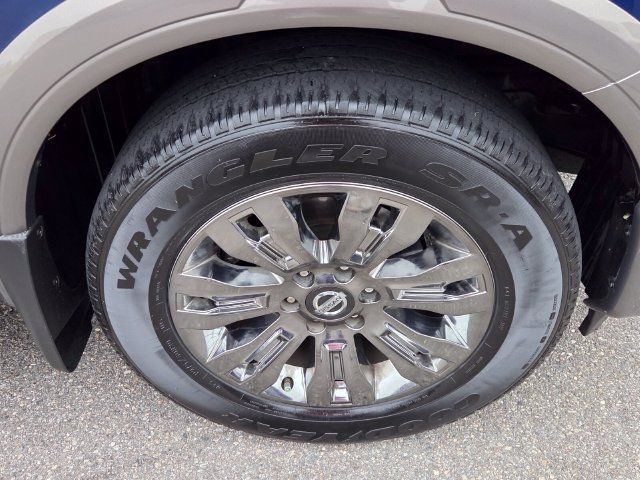 Used 2018 Nissan Titan Platinum Reserve w/ Platinum Utility Package RWD image 17