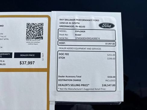 Certified 2024 Ford Explorer XLT w/ Equipment Group 202A AWD/4WD image 3