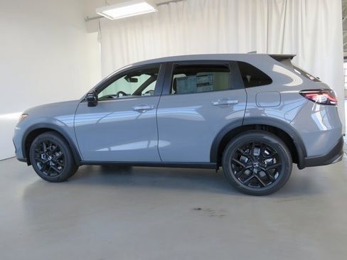 Certified 2023 Honda HR-V Sport image 2