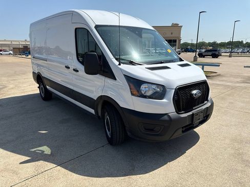 Used 2025 Ford Transit 250 148 Medium Roof RWD image 17