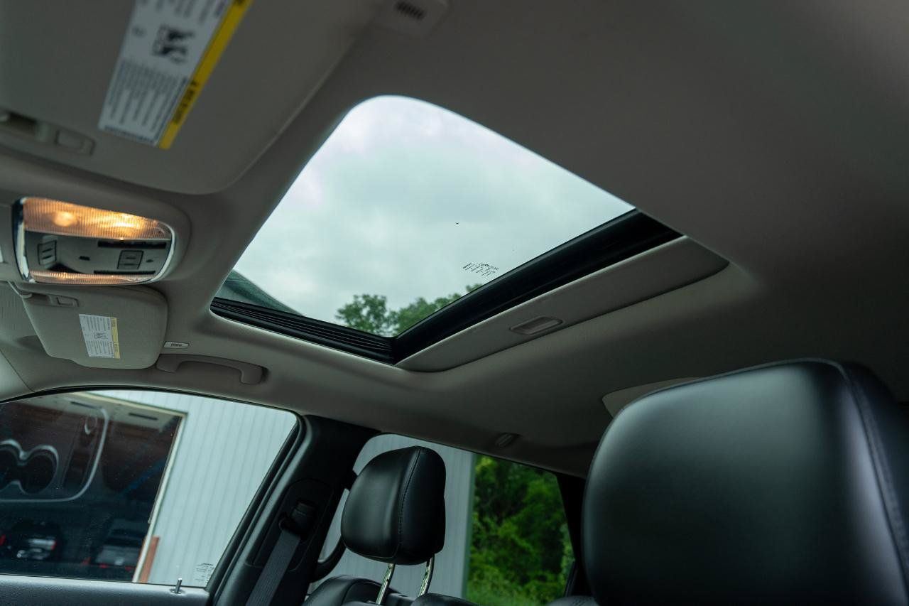 Used 2019 Dodge Durango Citadel w/ Technology Group AWD/4WD image 38