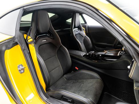 Used 2020 Mercedes-Benz AMG GT R image 38