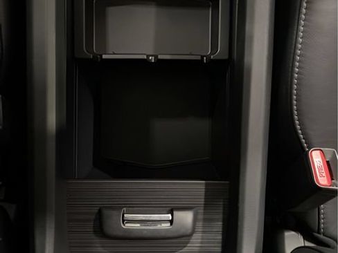 Used 2022 Honda Pilot Special Edition image 32