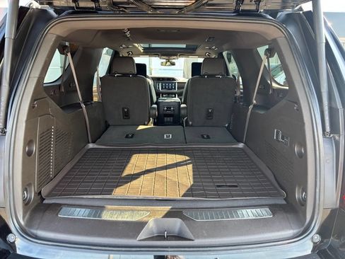 Used 2021 GMC Yukon XL Denali AWD/4WD image 36