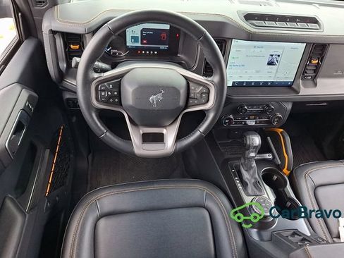 Used 2024 Ford Bronco Badlands AWD/4WD image 11