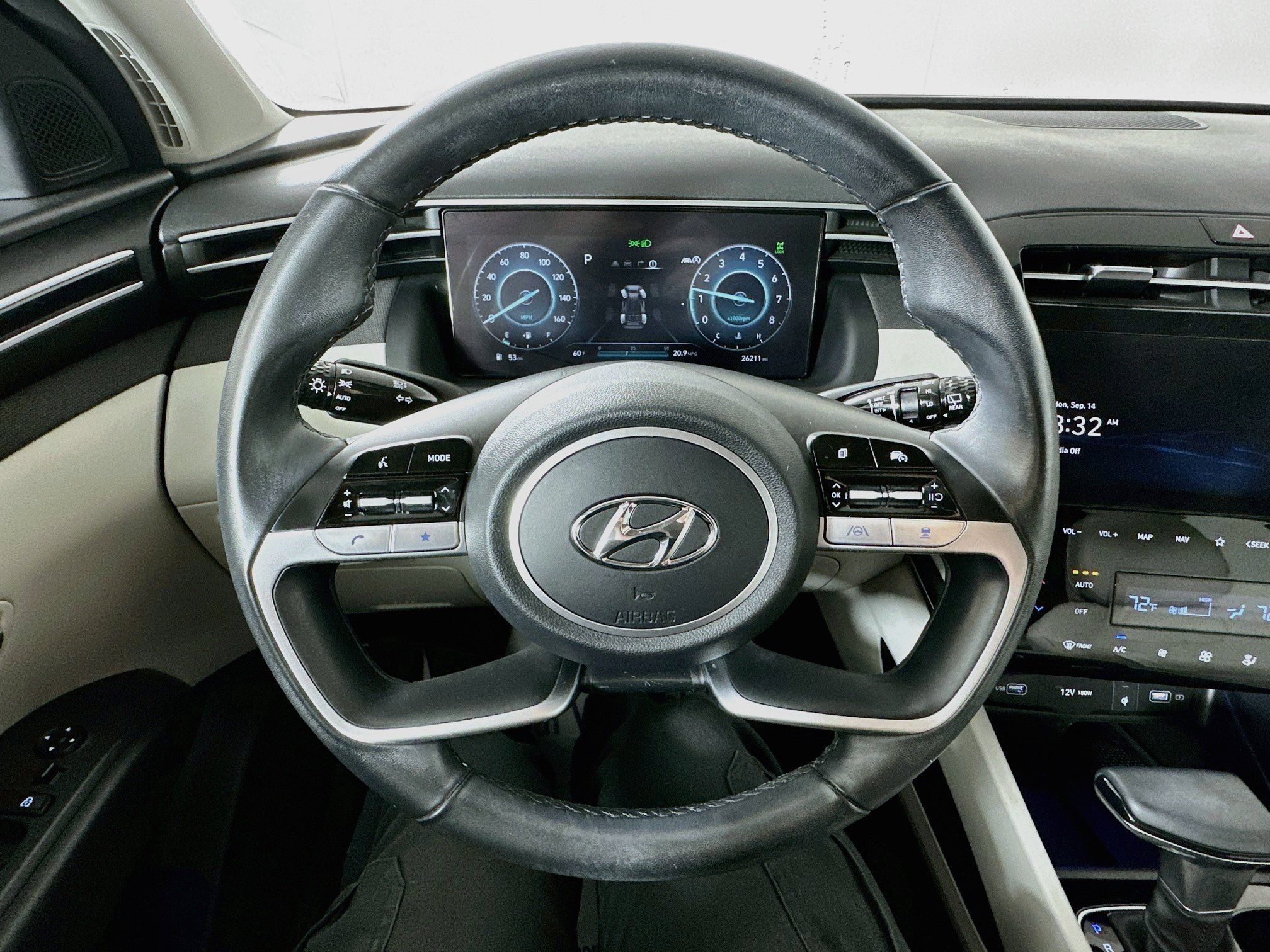 Certified 2024 Hyundai Tucson SEL w/ Convenience Package AWD/4WD image 11