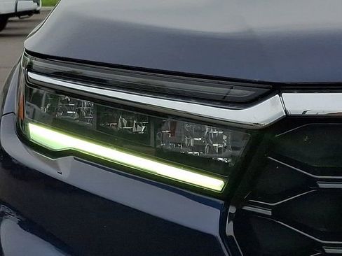 Used 2025 Honda Pilot Touring image 7