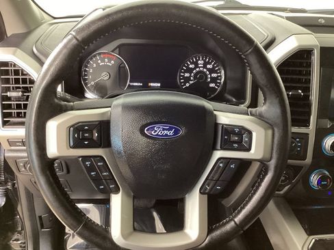 Certified 2019 Ford F150 Lariat w/ Equipment Group 502A Luxury AWD/4WD image 15