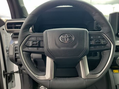 New 2026 Toyota Tacoma SR5 AWD/4WD image 22