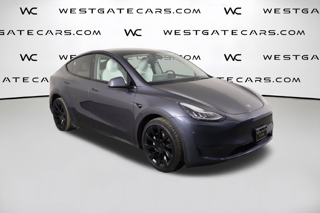 Used 2023 Tesla Model Y Long Range AWD/4WD image 45
