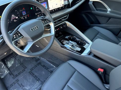 New 2025 Audi Q5 Premium image 7