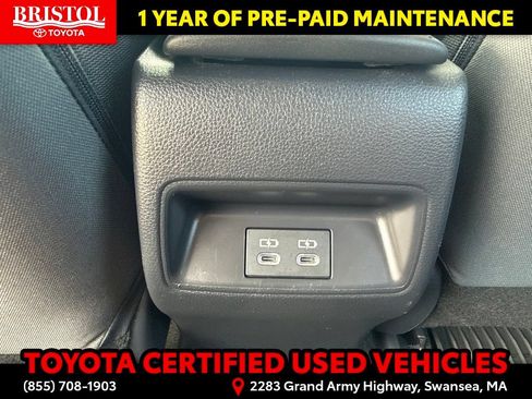 Certified 2024 Toyota Corolla SE w/ SE Premium Package FWD image 19