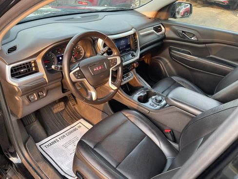 Used 2020 GMC Acadia SLT w/ LPO, Floor Liner Package AWD/4WD image 13