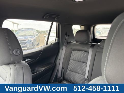 Used 2026 Chevrolet Equinox LT AWD/4WD image 14