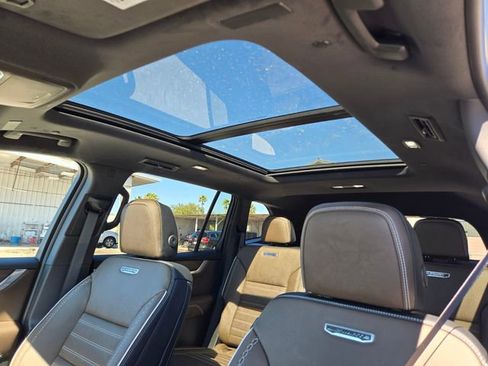 New 2026 GMC Acadia Denali Ultimate w/ LPO, Floor Liner Package image 12