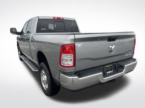 Used 2024 RAM 2500 Tradesman w/ Chrome Appearance Group AWD/4WD image 7
