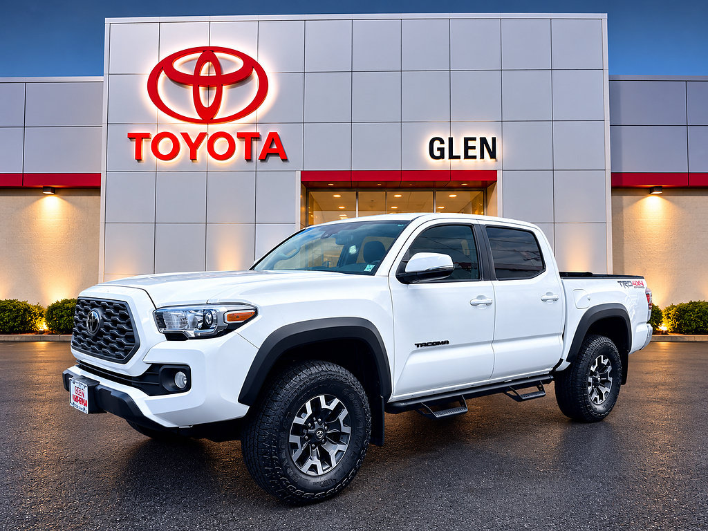 Certified 2023 Toyota Tacoma TRD Sport AWD/4WD image 3