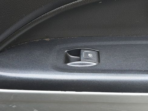 Used 2016 Chevrolet Colorado LT w/ LT Convenience Package image 20