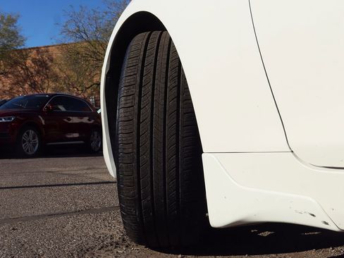 Used 2021 INFINITI Q50 Luxe w/ Cargo Package image 6