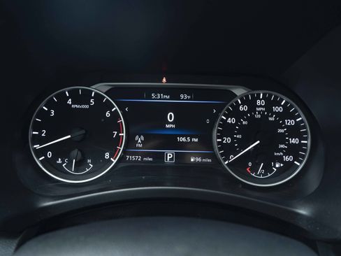 Used 2023 Nissan Sentra SV FWD image 22