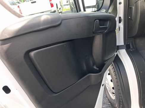 Used 2023 RAM ProMaster 2500 FWD image 13