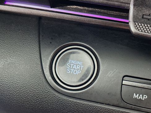 Used 2022 Hyundai Elantra N FWD image 21