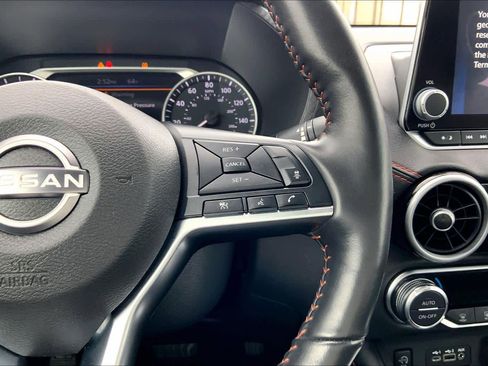 Used 2024 Nissan Sentra SR w/ SR Premium Package image 24