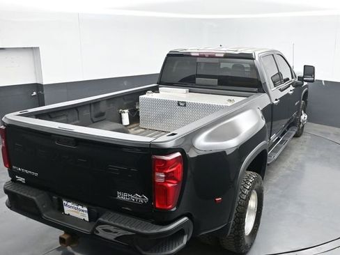 Used 2022 Chevrolet Silverado 3500 High Country w/ Safety Package II AWD/4WD image 38
