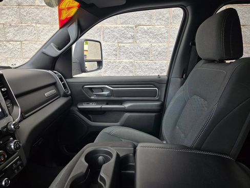 Used 2025 RAM 1500 Big Horn AWD/4WD image 39