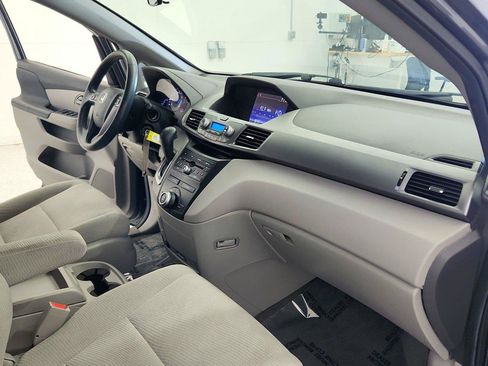 Used 2012 Honda Odyssey EX image 27